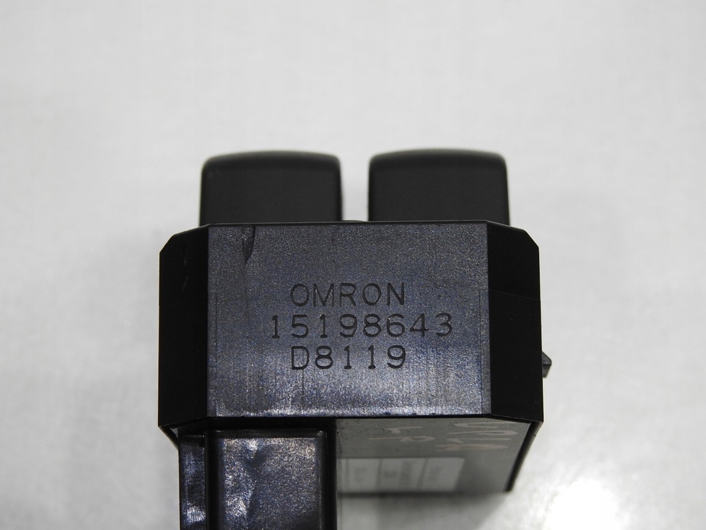 фото №9, Кнопки вікон лівий перед chevrolet uplander