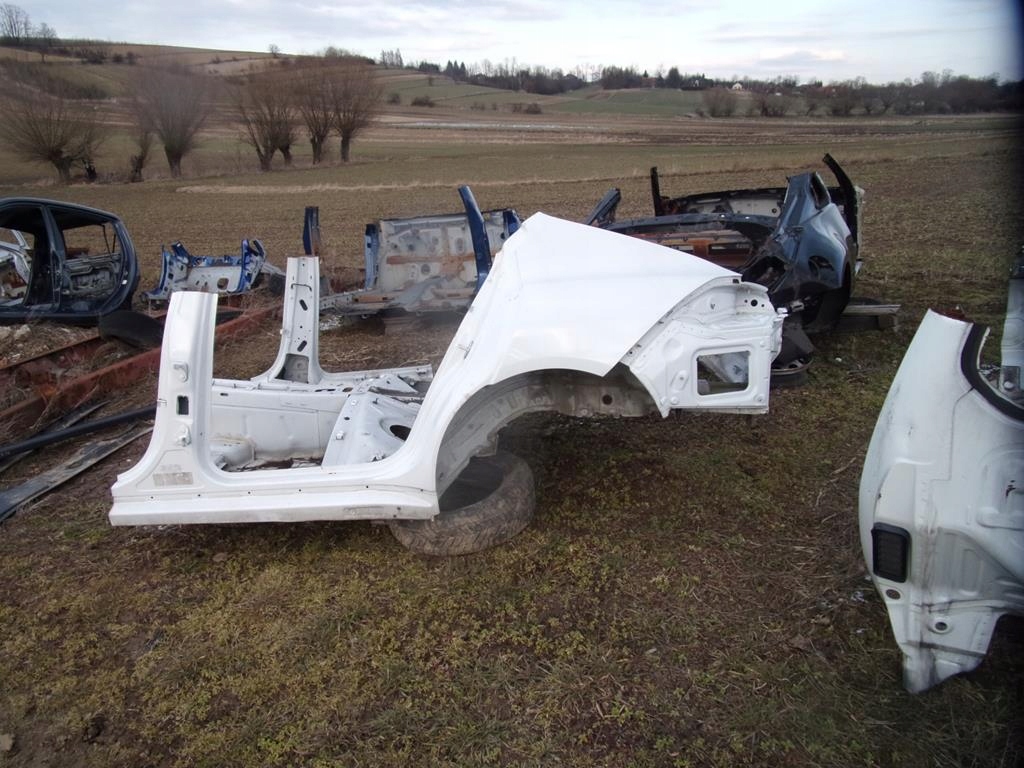 фото №1, Panamera 970 long exclusive крыло порог блок двигателя