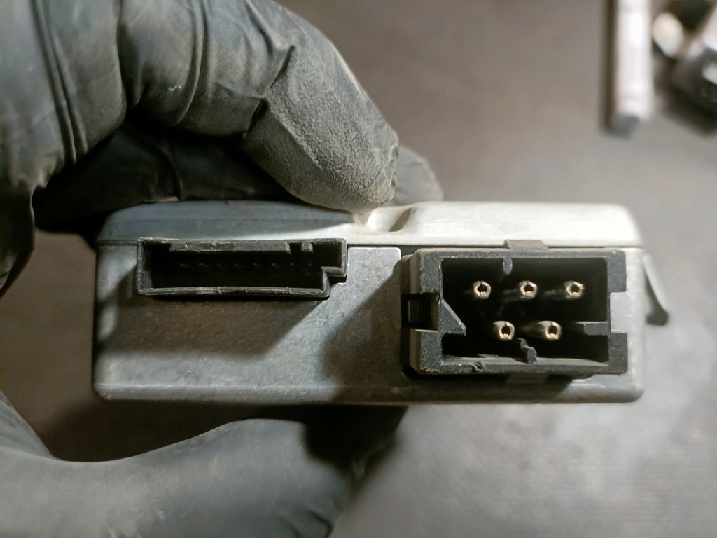 фото №4, T588 bmw 5 e60 61356952985 модуль подушка безопасности