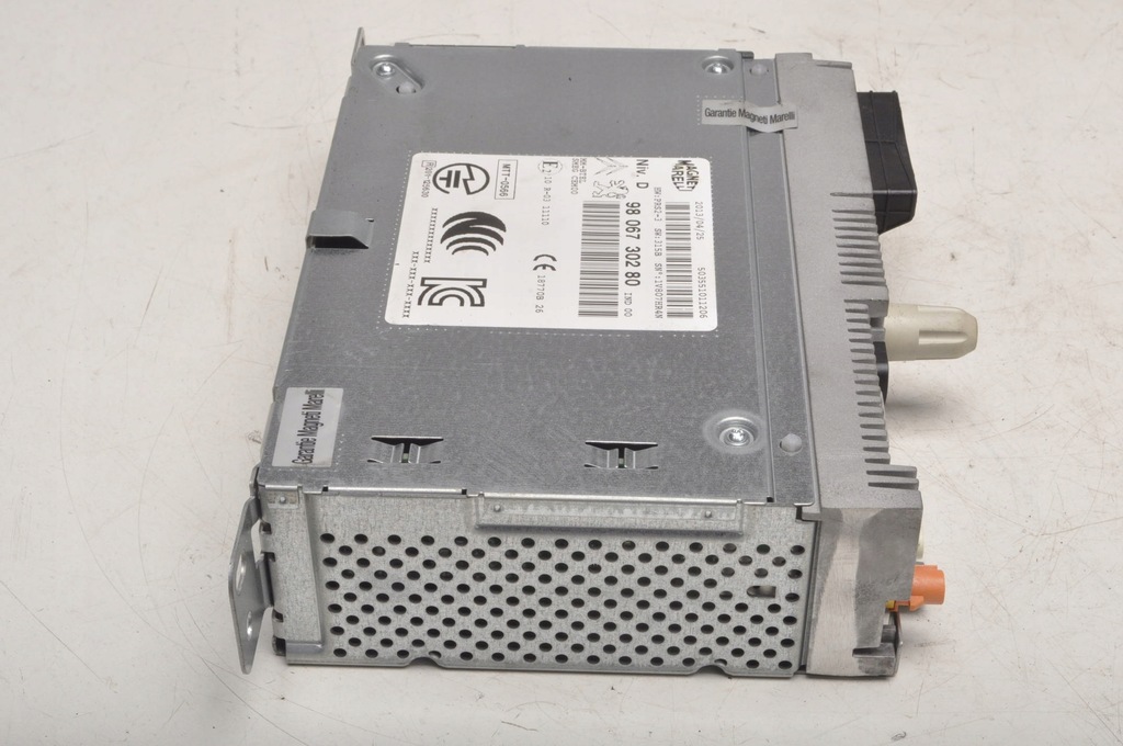 фото №3, Peugeot 2008 i радио навигация 9806730280