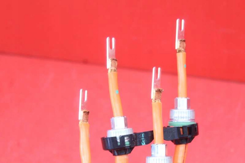 фото №5, Роз'єм заряджання з шланги 1061353-00-f 1087054-10-d tesla model s lift