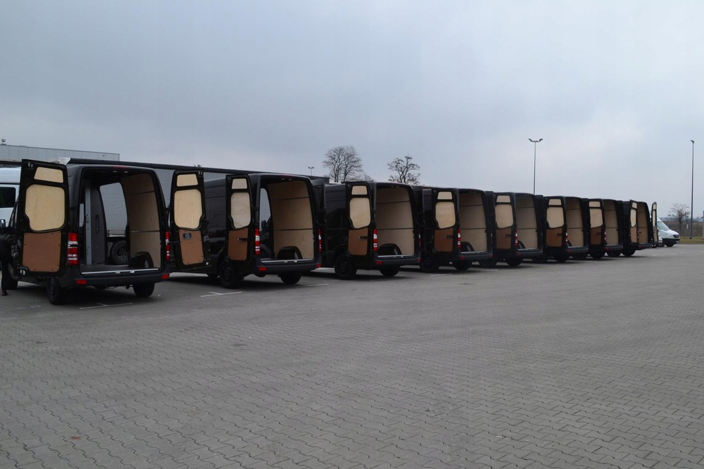 фото №12, Обшивка aut opel vivaro l1/2,5m/