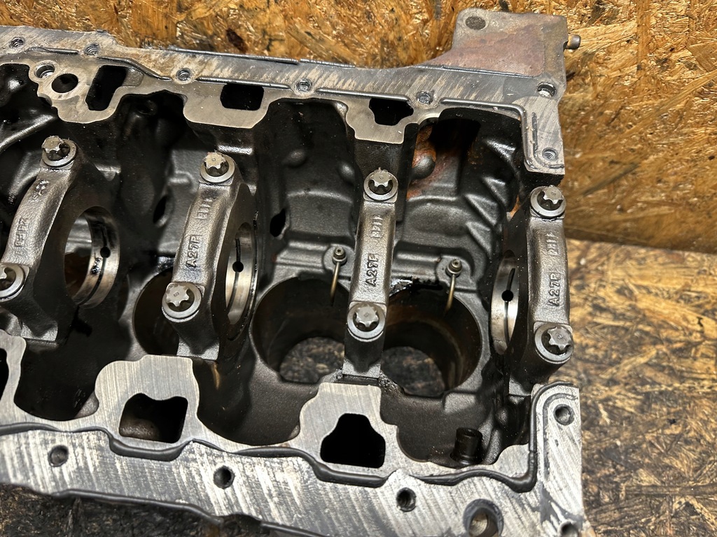 фото №11, Блок двигуна master 2.3 rwd m9ta700 m9t 700