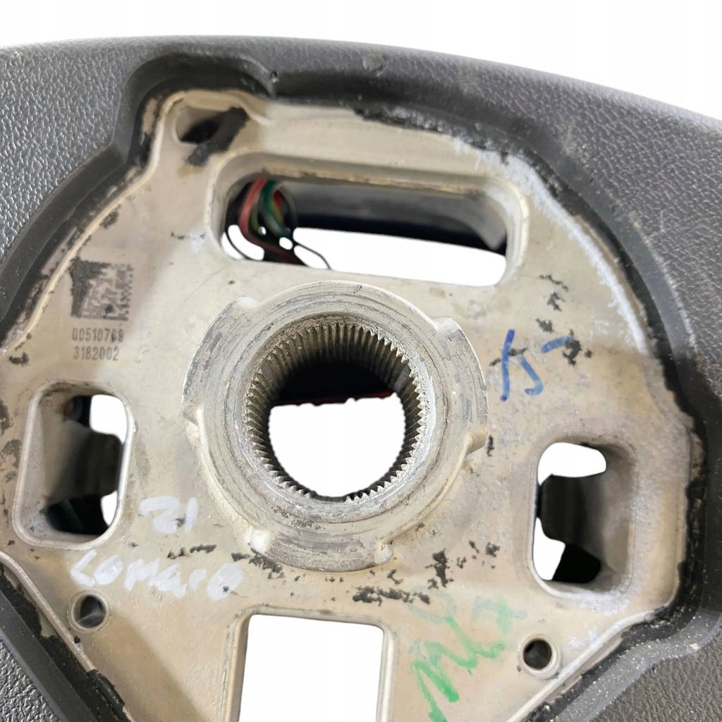 фото №8, Chevrolet camaro 2021 кермо