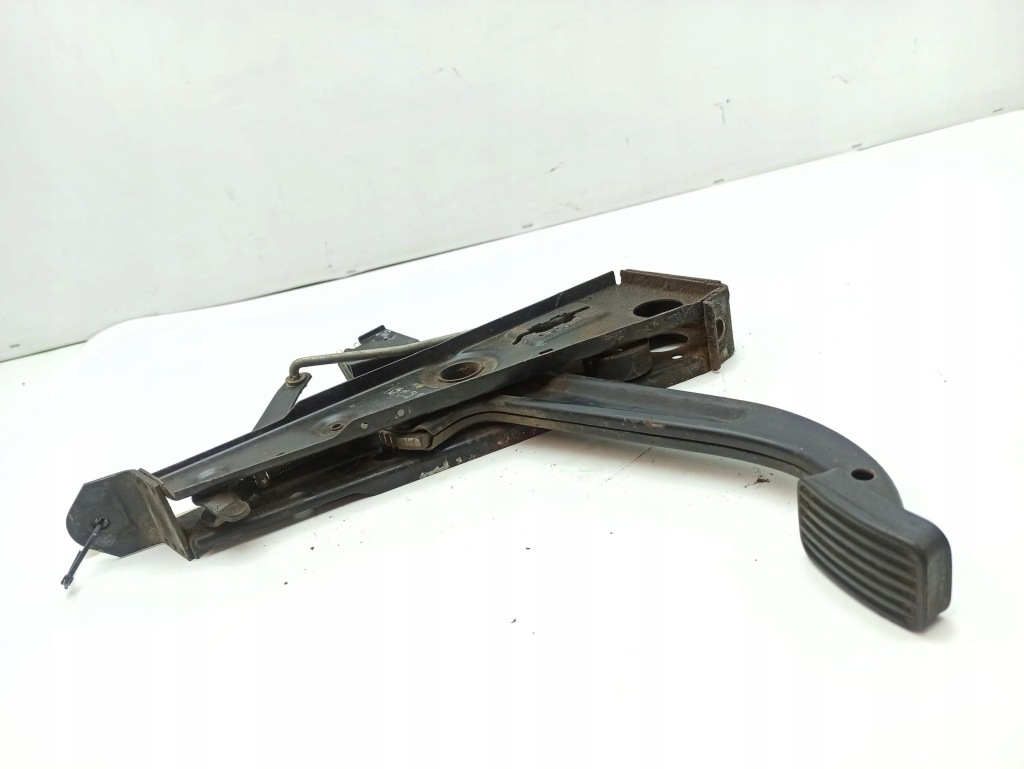 Mercedes-benz w114 w115 1975 рычаг тормоза ручного с Разборки