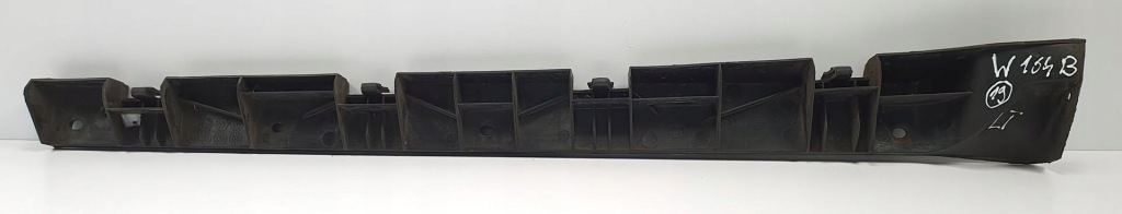 Купить Направляющая кронштейн порог левый задний  mercedes ml w164 a1646981327