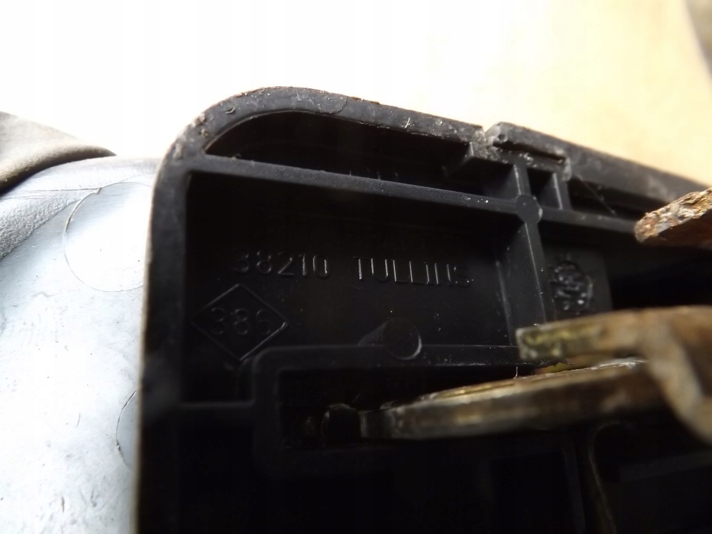 Renault laguna 1 1 трос ручка тяга горловины  топливной  7700822646 Цена