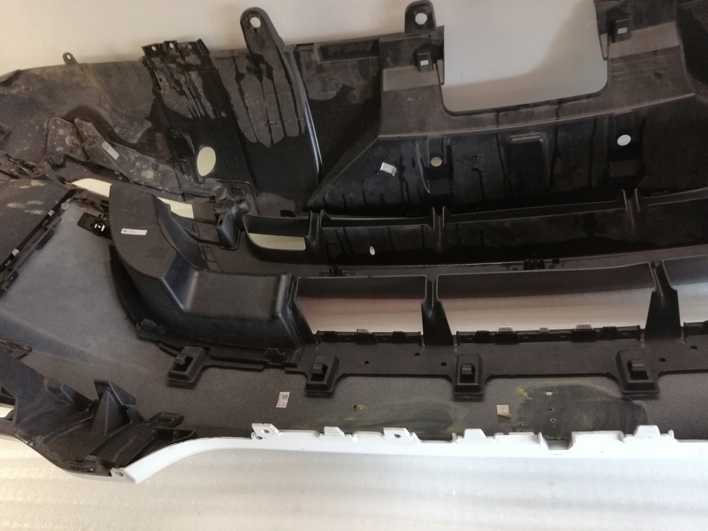 фото №11, Land rover discovery 5 бампер перед