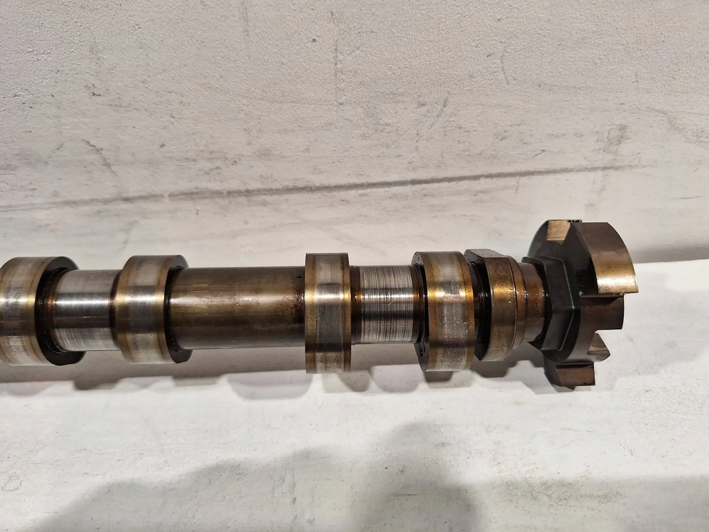 фото №5, Вал распределительного вала выпускной v759025180 peugeot 207 1.4 vti 06-