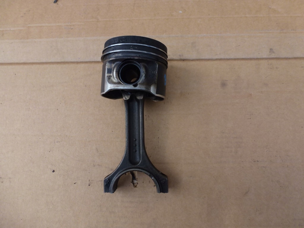 фото №1, Поршень шатун bmw 1 f20 2.0 d n47 12r