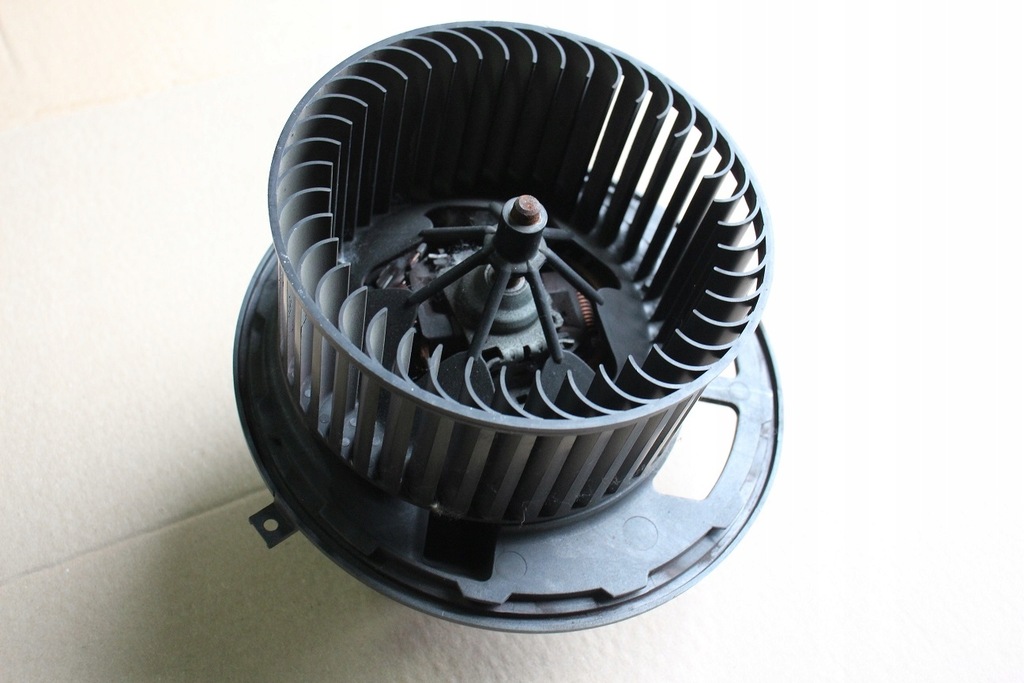 фото №1, Вентилятор вентилятор повітродувка bmw 3 e92 e93 6933663