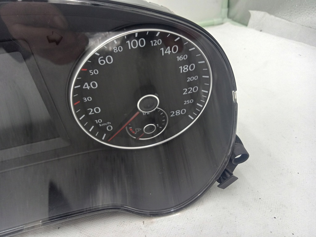 фото №9, Лічильник прилади vw jetta vi 1,6 2,0 tdi 5c6920871a