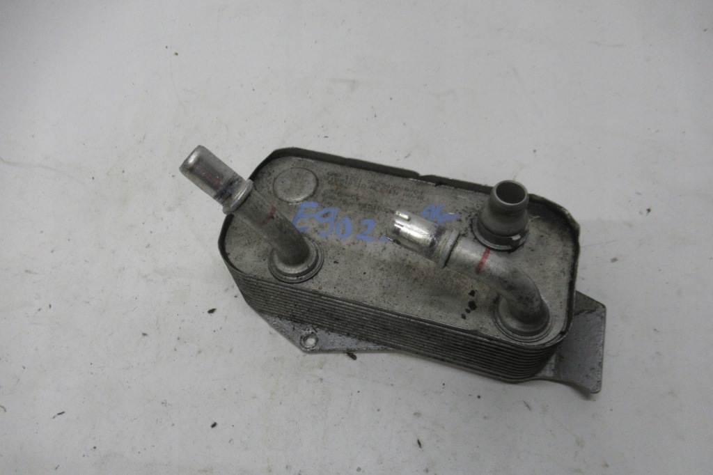 Купить Bmw e90 2.0i радиатор масла 7529499