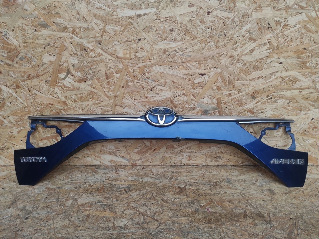 фото №1, Накладка кришки toyota avensis t29 sedan