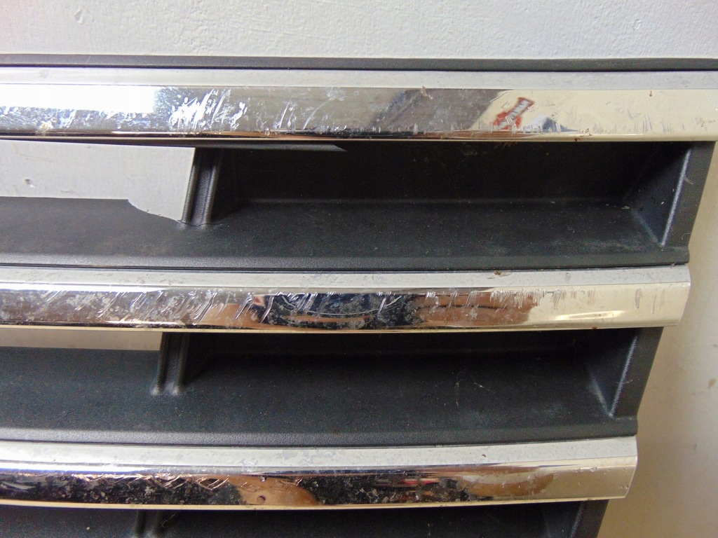 фото №7, Решётка радиатора решётка радиатора vw t6 lift 7la853651b оригинал