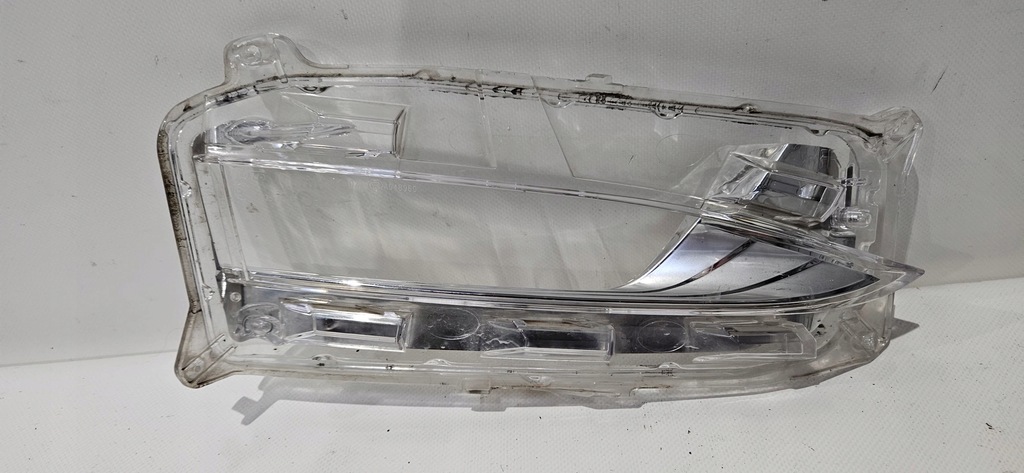 фото №1, Стекло стекло фары противотуманной фары правый lexus nx 2014- europa