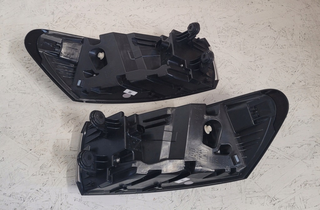 фото №8, Vw id.4 id4 лампы задняя задняя левая правая 11a945207a