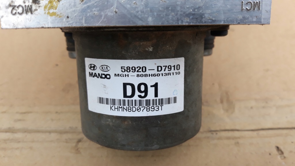 фото №5, Hyundai tucson ii iii 16r 2.0 crdi насос abs 58920-d7910