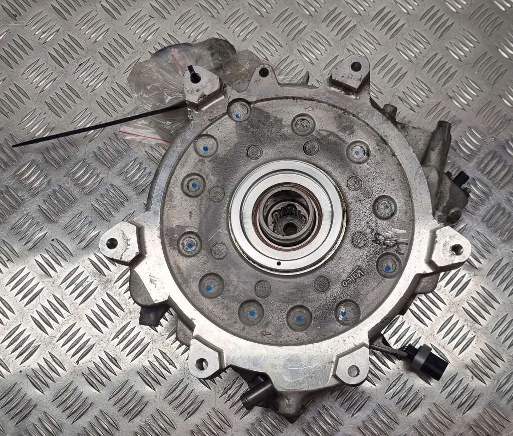 фото №11, Bmw оригінальний номер 8682498 i3 i01 генератор стартер dynamostsater