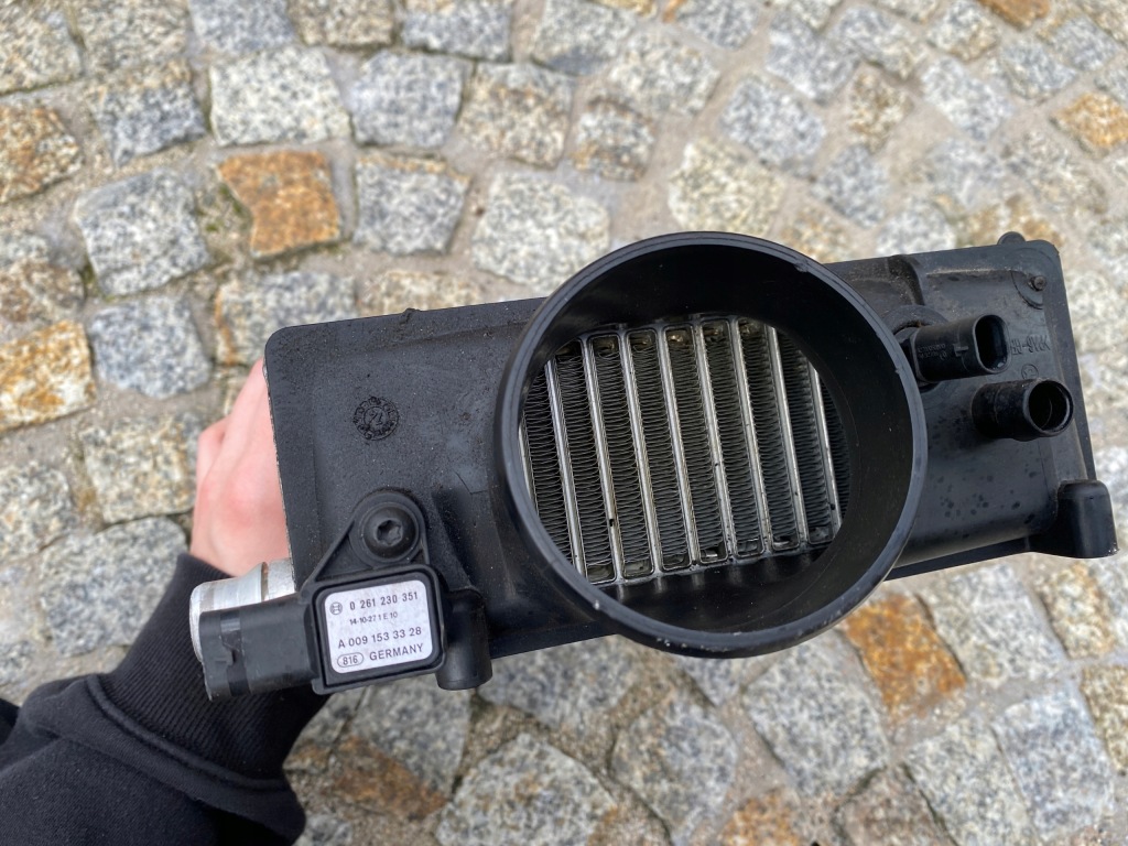 Mercedes 205 213 276 радіатор інтеркулер 2760900214 оригінал Доставка