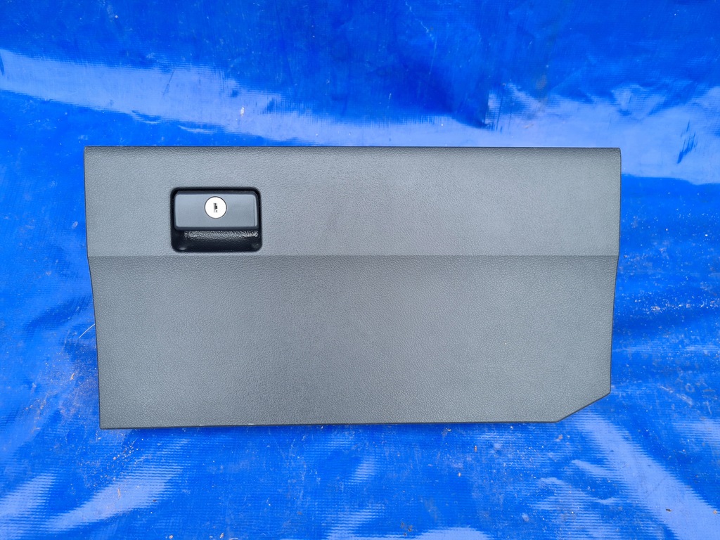 фото №1, Toyota verso 09-18 бардачок