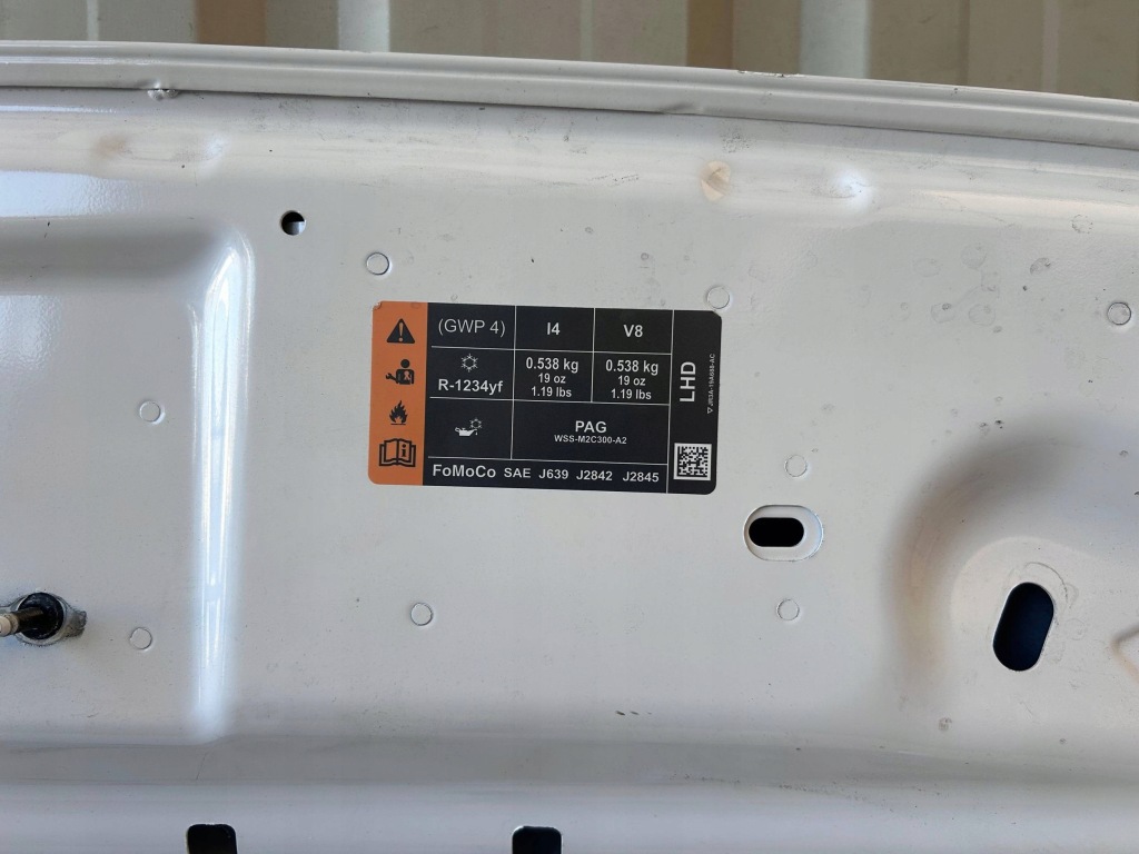 Ford mustang vi рестайлінг  капот кришка двигуна оригінал Ціна