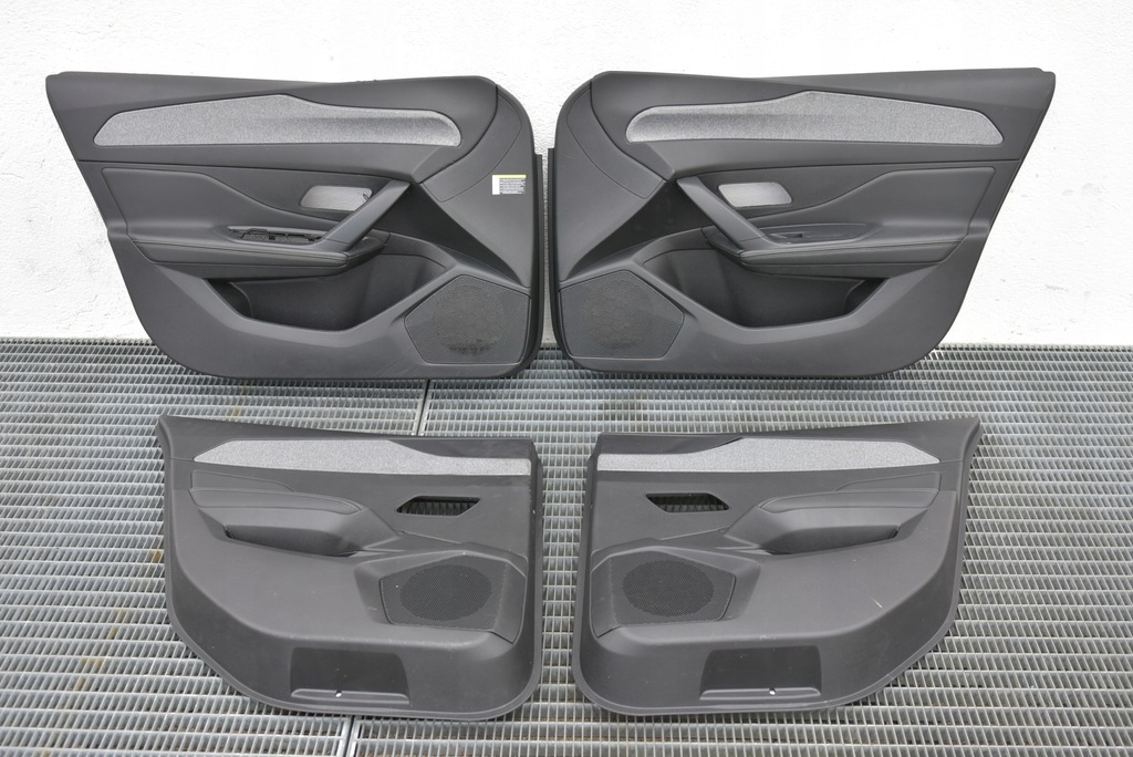 фото №12, Peugeot 308 iii t10 21- kombi обшивка дверь левый правый перед задняя