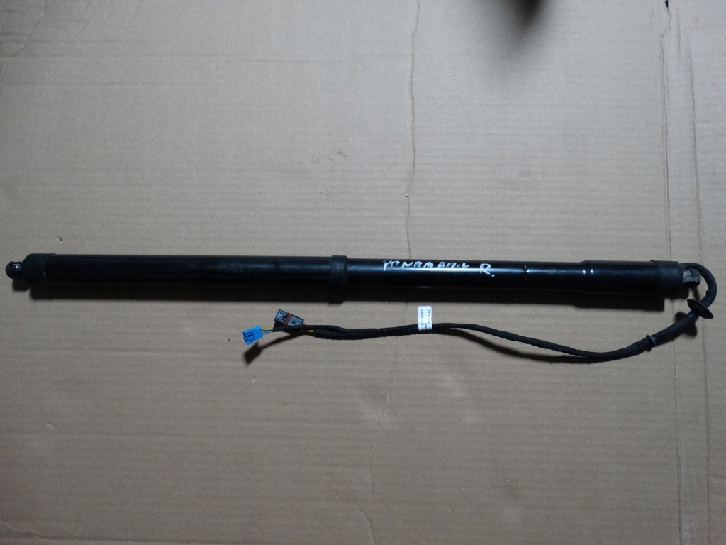 фото №1, Idealny привод крышки porsche panamera 970 1