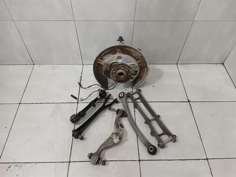 Купить Ступица задняя bmw правая 33309503996