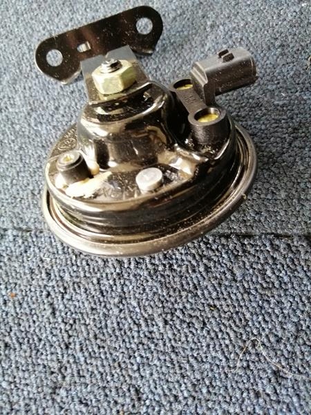 фото №1, Оригинальный клаксон land rover amr5611