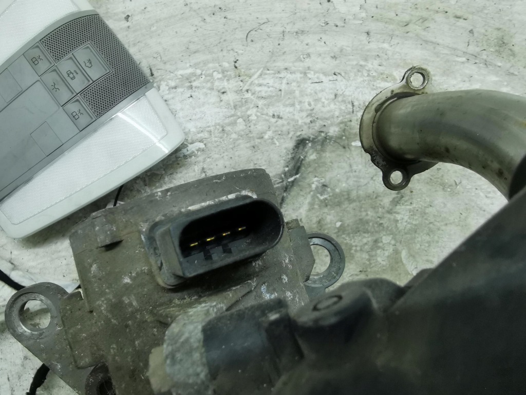 фото №8, Корпус термостата bmw seria 3 e90 e91 7552403 n43