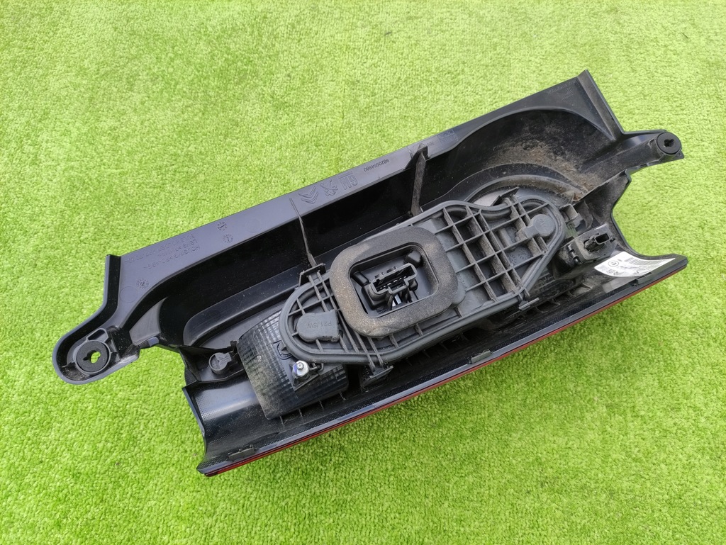 фото №15, Лампа задняя правая дверь пассажира peugeot rifter bez вкладыш 18-