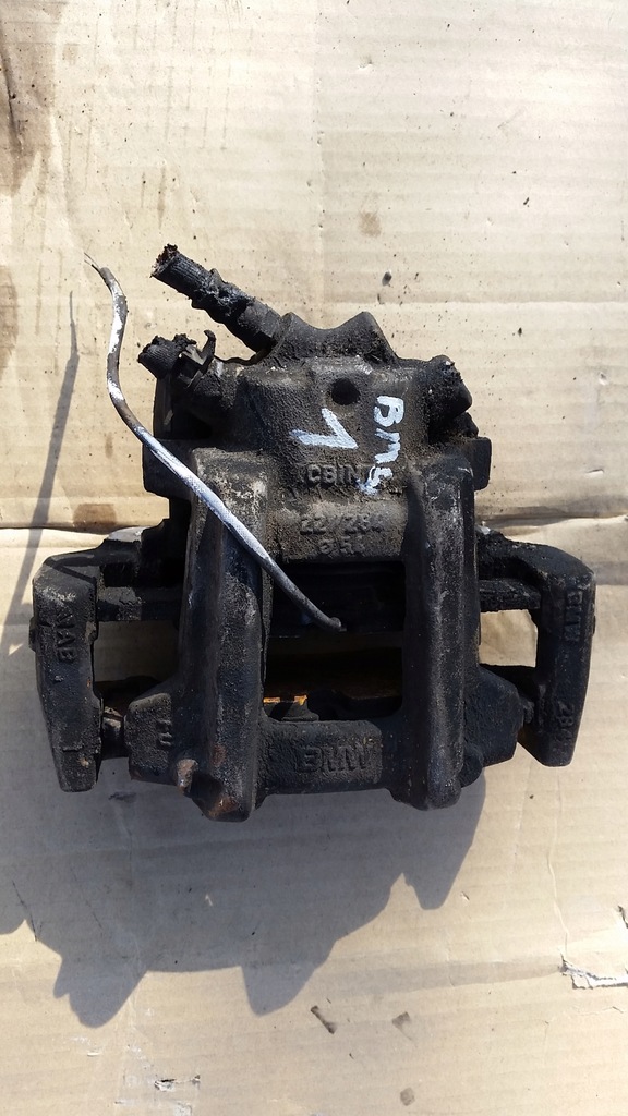 фото №1, Bmw 1 f20 суппорт тормозной левый перед