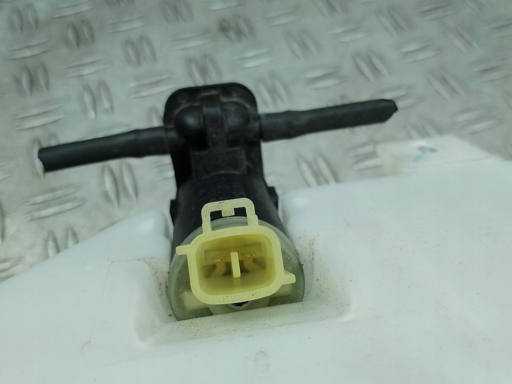 фото №7, Бак омывателя mitsubishi space star ii 1.2