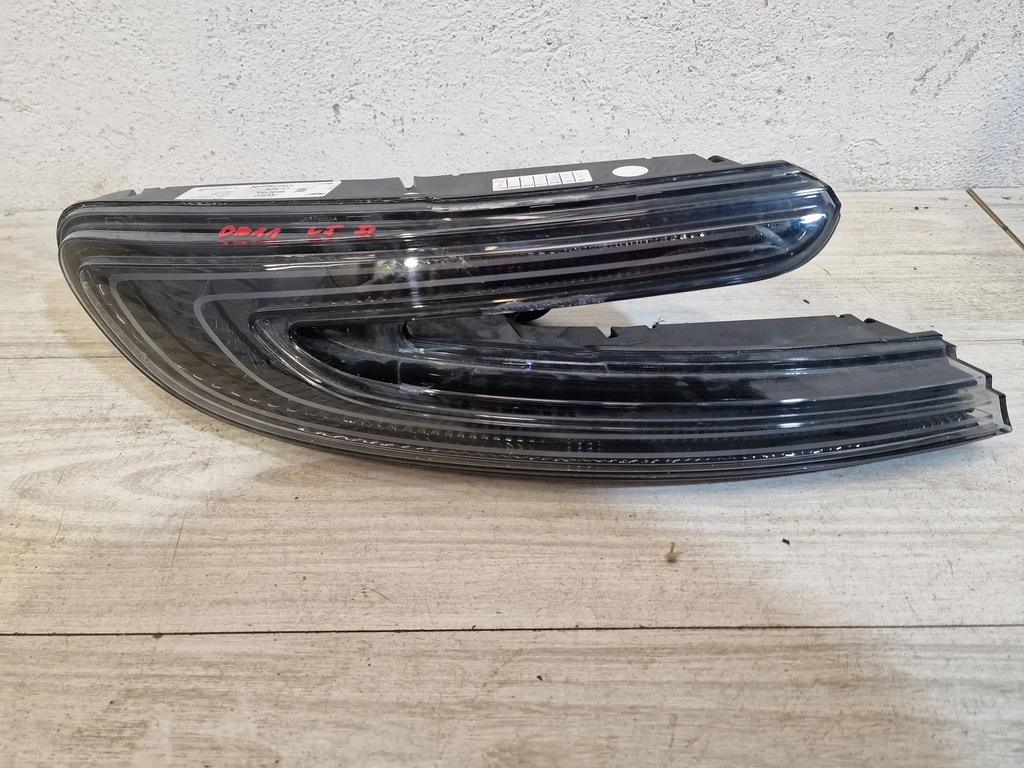 фото №1, Aston martin db11 2016-2023 лампа левая задняя задняя