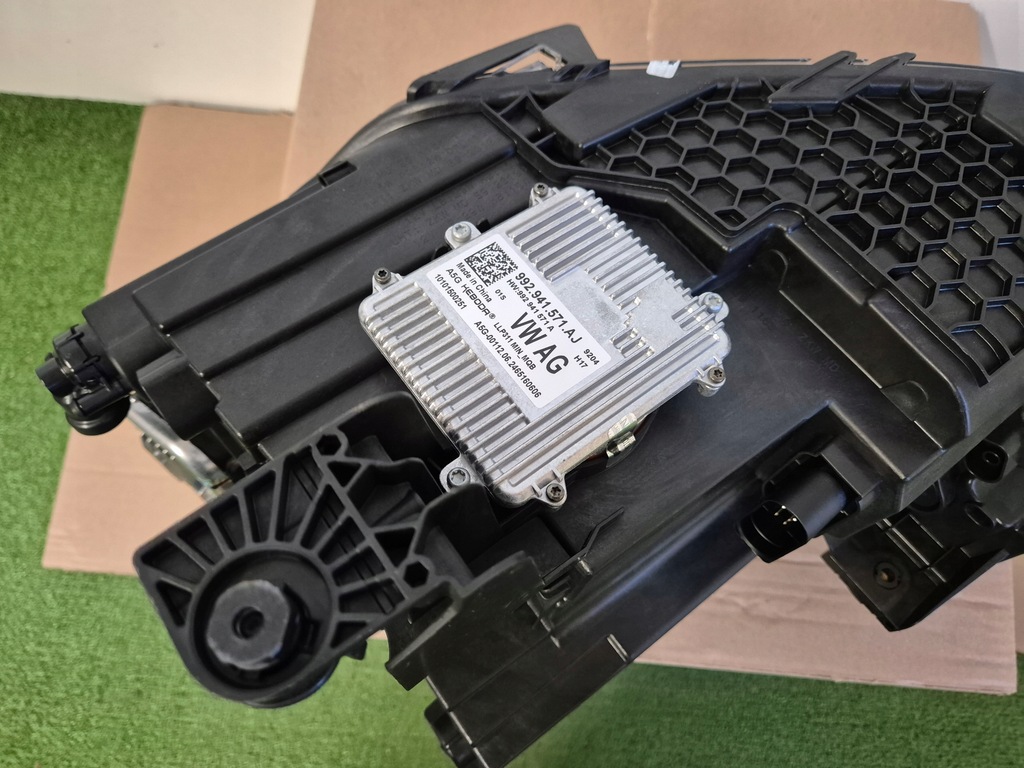 фото №12, Ford tourneo connect лампа правая full led правый 2kf941036e europa оригинал