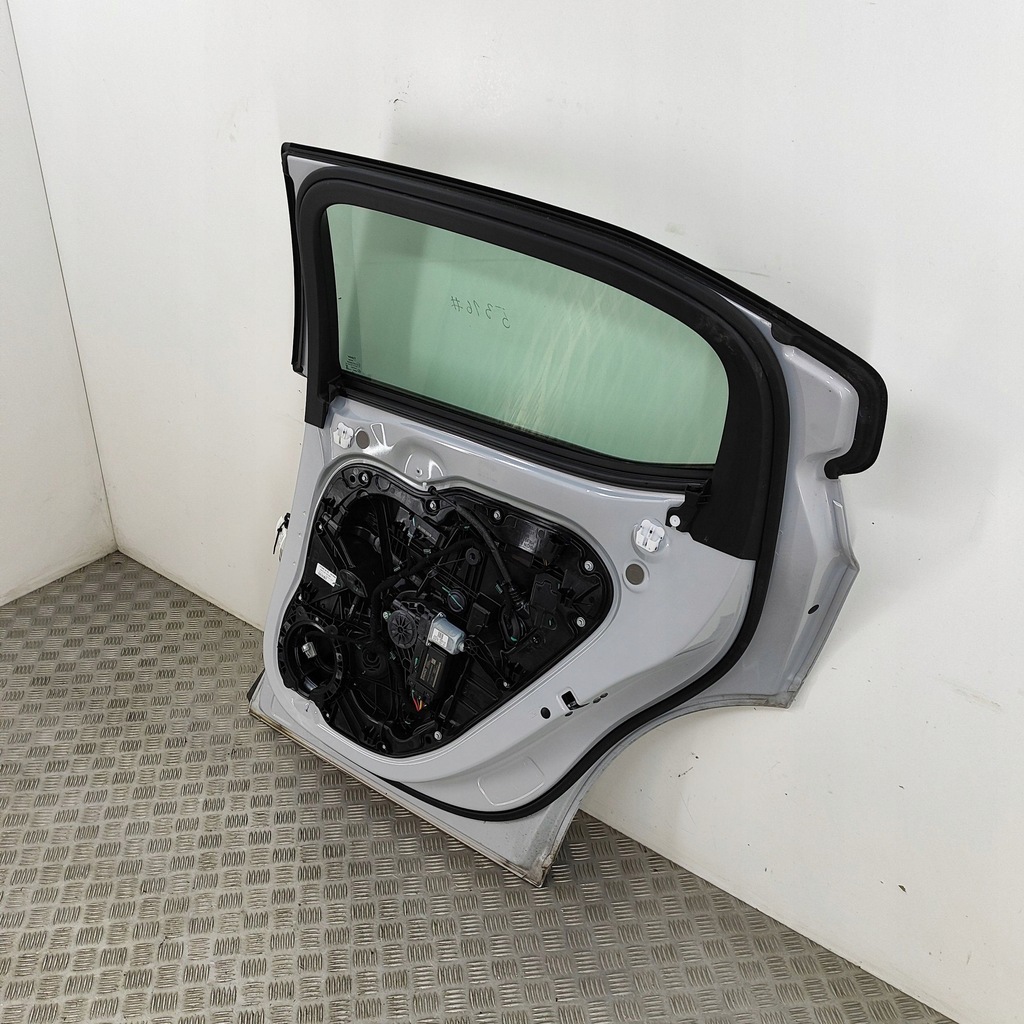 фото №6, Polestar 2 2024 задняя сторона правая дверь задние