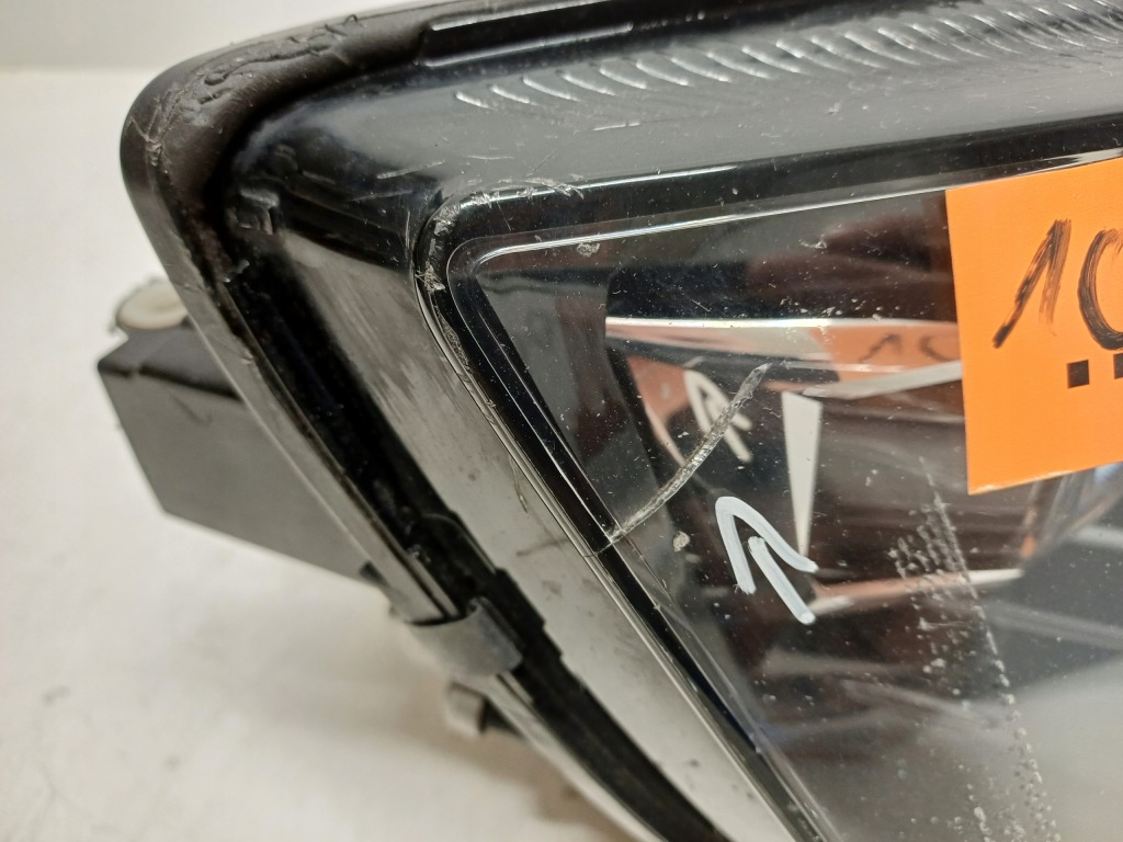 Skoda octavia 3 3 рестайлінг  16- фара права перед led 5e1941016f в Україні