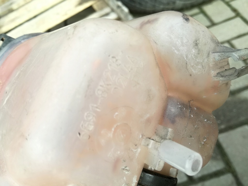 фото №4, Ford mondeo mk4 s-max volvo бак расширительный