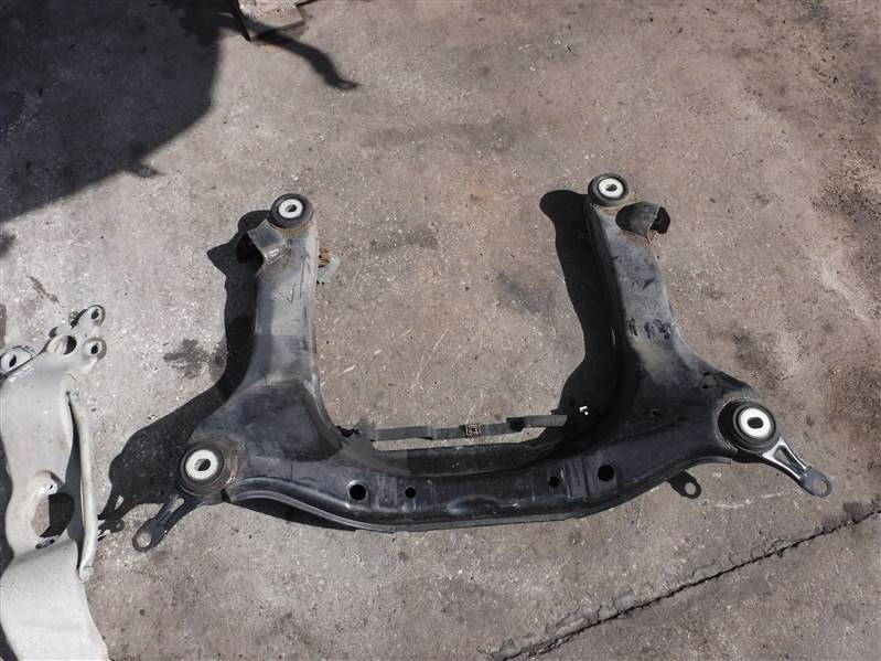 фото №1, Подрамник подрамник audi a4 b6 2.0 fsi