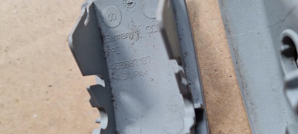 фото №10, A7 4g заглушка isofix задняя сиденье 4g8887233 a6 c7 4g