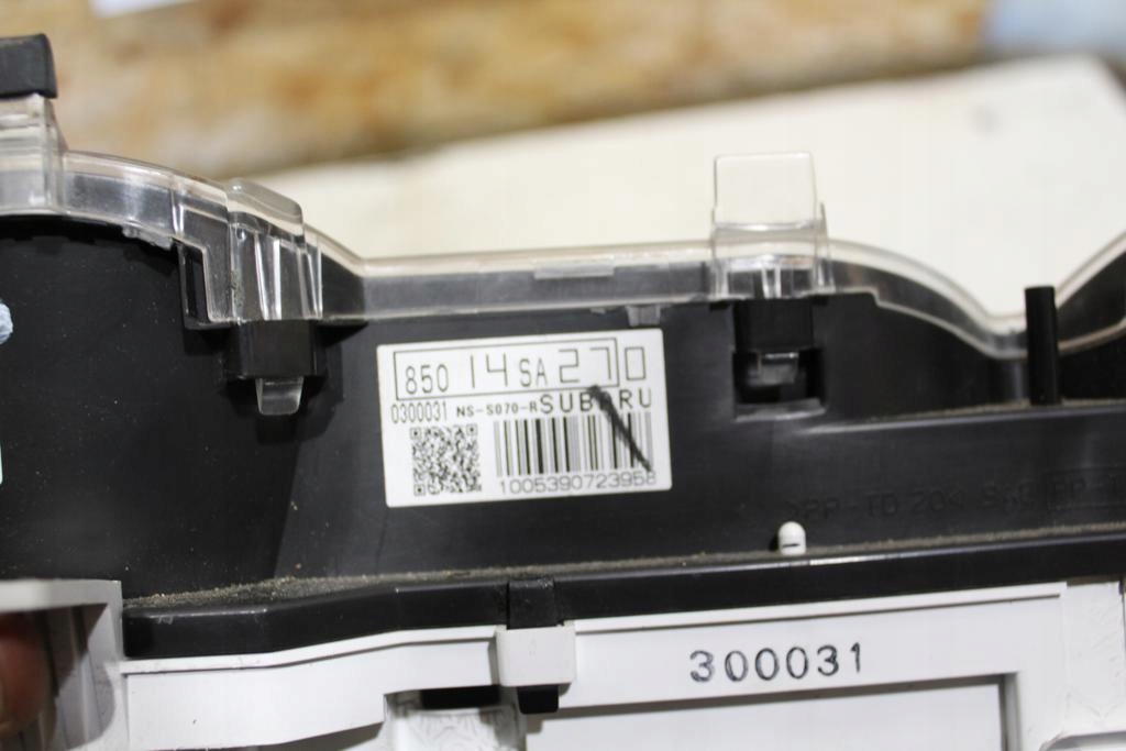 фото №9, Счетчик приборная панель subaru forester ii sg lift uk 85014sa270