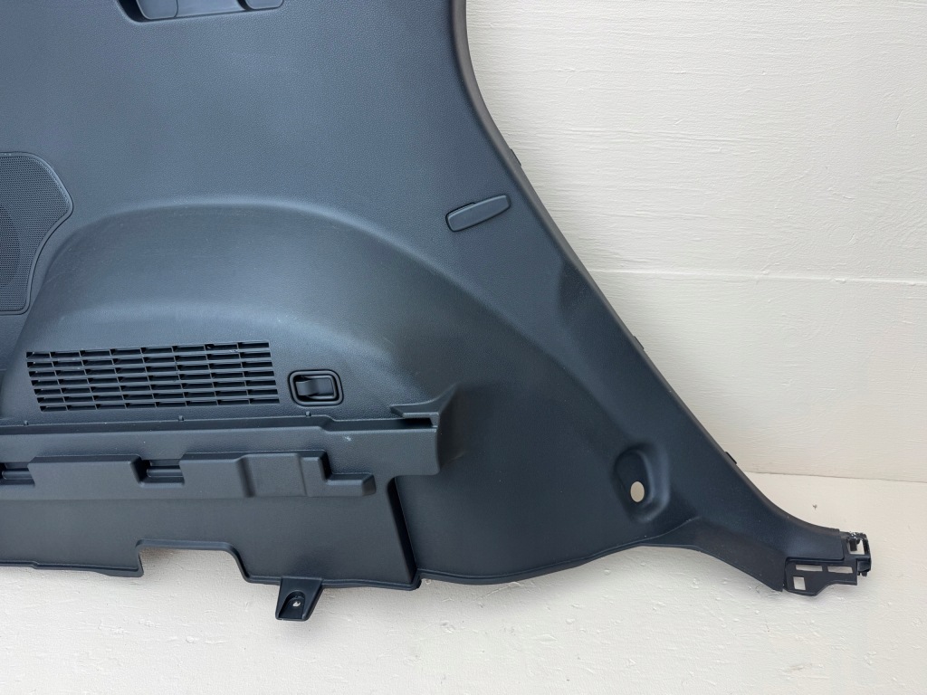 Hyundai santa fe iv 4 18-21r обшивка багажника левый 85730-s1400 Недорого