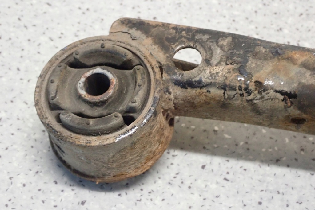 фото №7, Subaru forester ii 02- балка підвіска підрамник задня