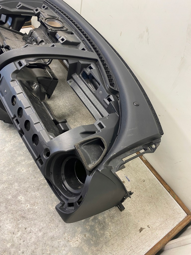 фото №6, Mazda rx8 rx-8 приборная панель консоль каркас europa