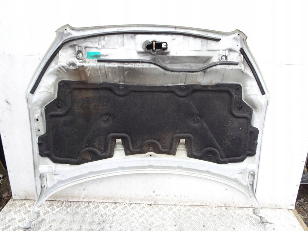 Капот перед комплект . nissan qashqai j10 326 рестайлінг  10-13r. Зі Шроту