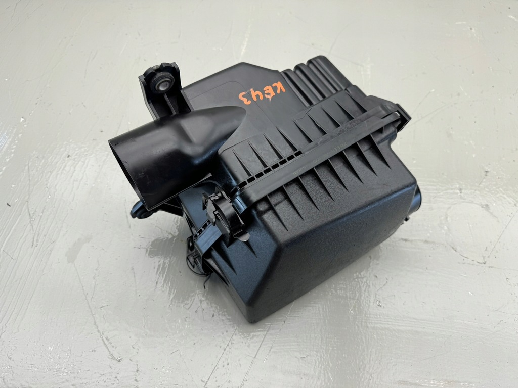 фото №9, Hyundai santa fe i 1 00-05r корпус фильтра воздуха 28110-a6350