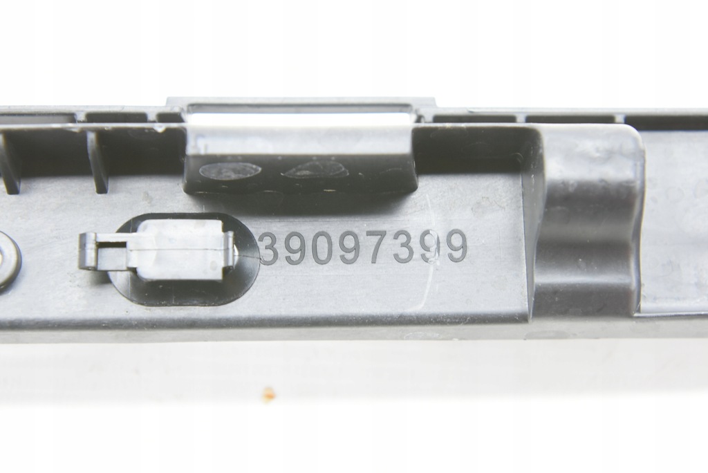 фото №3, Opel crossland x lift напрямна кронштейн бампера задня