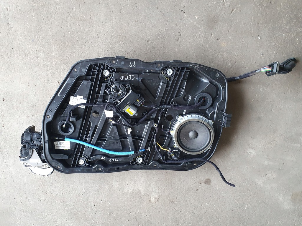 фото №1, Замок дверь правый перед kia ceed iii 81320-j7000