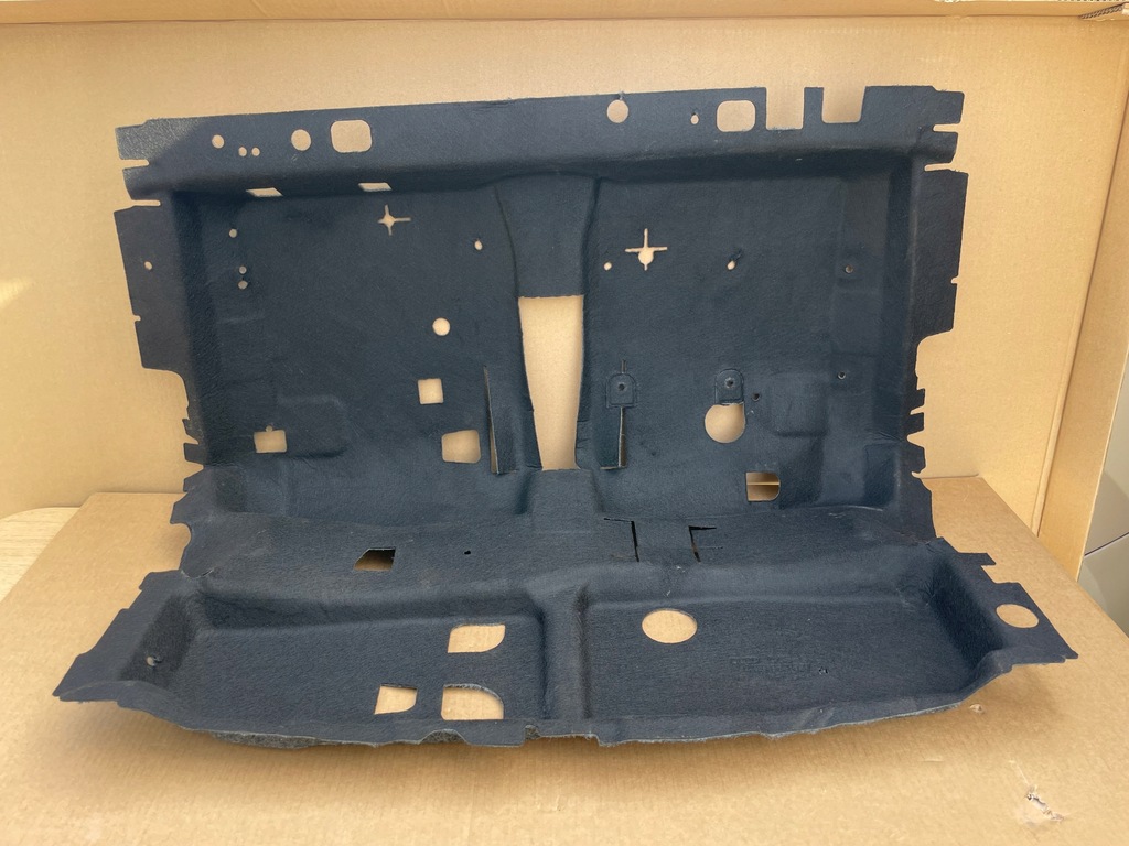 фото №1, Пол обшивка audi q7 lift 4m0863697n jak nowa оригинал